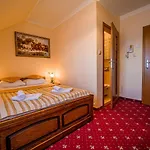 Pensjonat Zbojecki Dwor Wellness & Spa - Blisko Basenow Termalnych Guest house Bukowina Tatrzanska