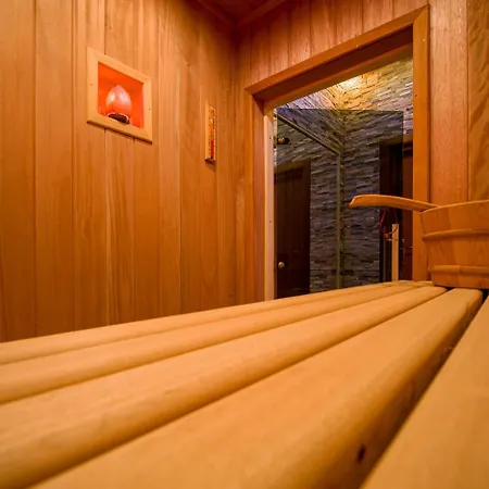 Pensionat Pensjonat Zbojecki Dwor Wellness & Spa, Strefa Do Grillowania, Plac Zabaw Dla Dzieci, Blisko Basenow Termalnych I Bezplatne Jacuzzi Ogrodowe W Sezonie 2026! Bukowina Tatrzańska