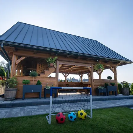 Pensionat Pensjonat Zbojecki Dwor Wellness & Spa, Strefa Do Grillowania, Plac Zabaw Dla Dzieci, Blisko Basenow Termalnych I Bezplatne Jacuzzi Ogrodowe W Sezonie 2026! 3*
