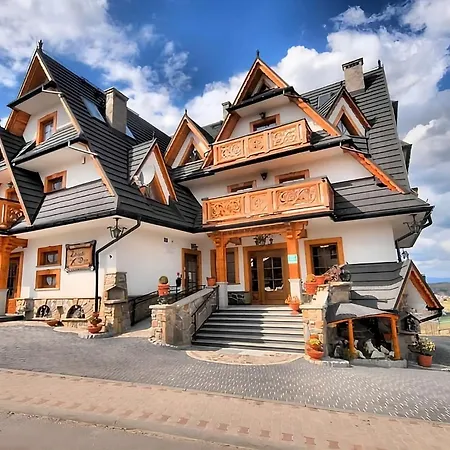 Casa de hóspedes Pensjonat Zbójecki Dwór Wellness&SPA, Jacuzzi ogrodowe, strefa do grillowania, plac zabaw dla dzieci, blisko basenów termalnych