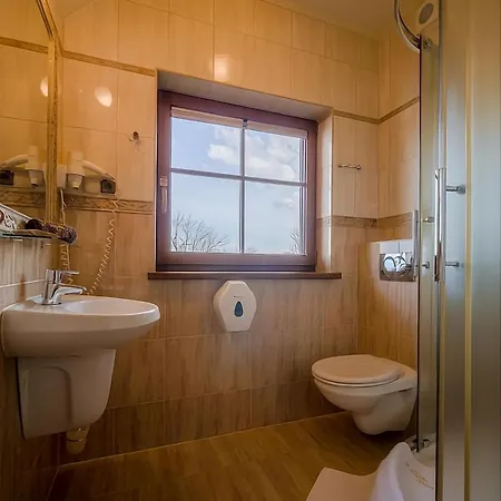 Pensjonat Zbójecki Dwór Wellness&SPA, Jacuzzi ogrodowe, strefa do grillowania, plac zabaw dla dzieci, blisko basenów termalnych Bukowina Tatrzańska