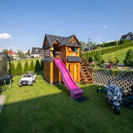Casa de hóspedes Pensjonat Zbójecki Dwór Wellness&SPA, Jacuzzi ogrodowe, strefa do grillowania, plac zabaw dla dzieci, blisko basenów termalnych 3*