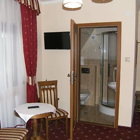 Guest house Pensjonat Zbojecki Dwor Wellness & Spa - Blisko Basenow Termalnych 3*