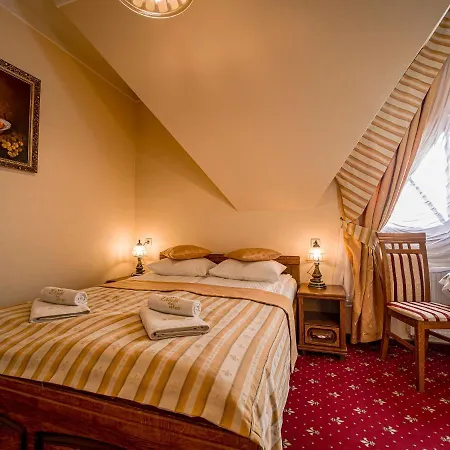 Guest house Pensjonat Zbojecki Dwor - Blisko Basenow Termalnych I Szlakow Gorskich Bukowina Tatrzanska