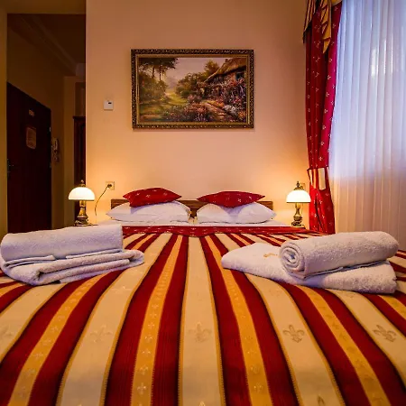 Pensjonat Zbojecki Dwor Wellness & Spa - Blisko Basenow Termalnych 3*